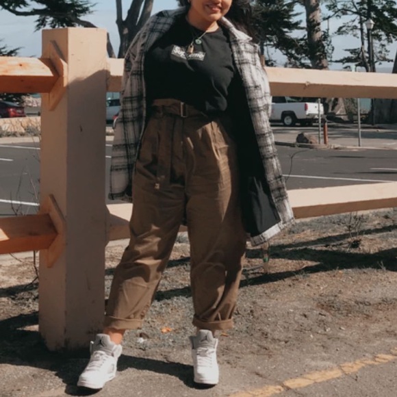 ‼️SOLD‼️Mango Khaki Paper Bag Utility Trouser Pants 🪵 - Picture 5 of 9